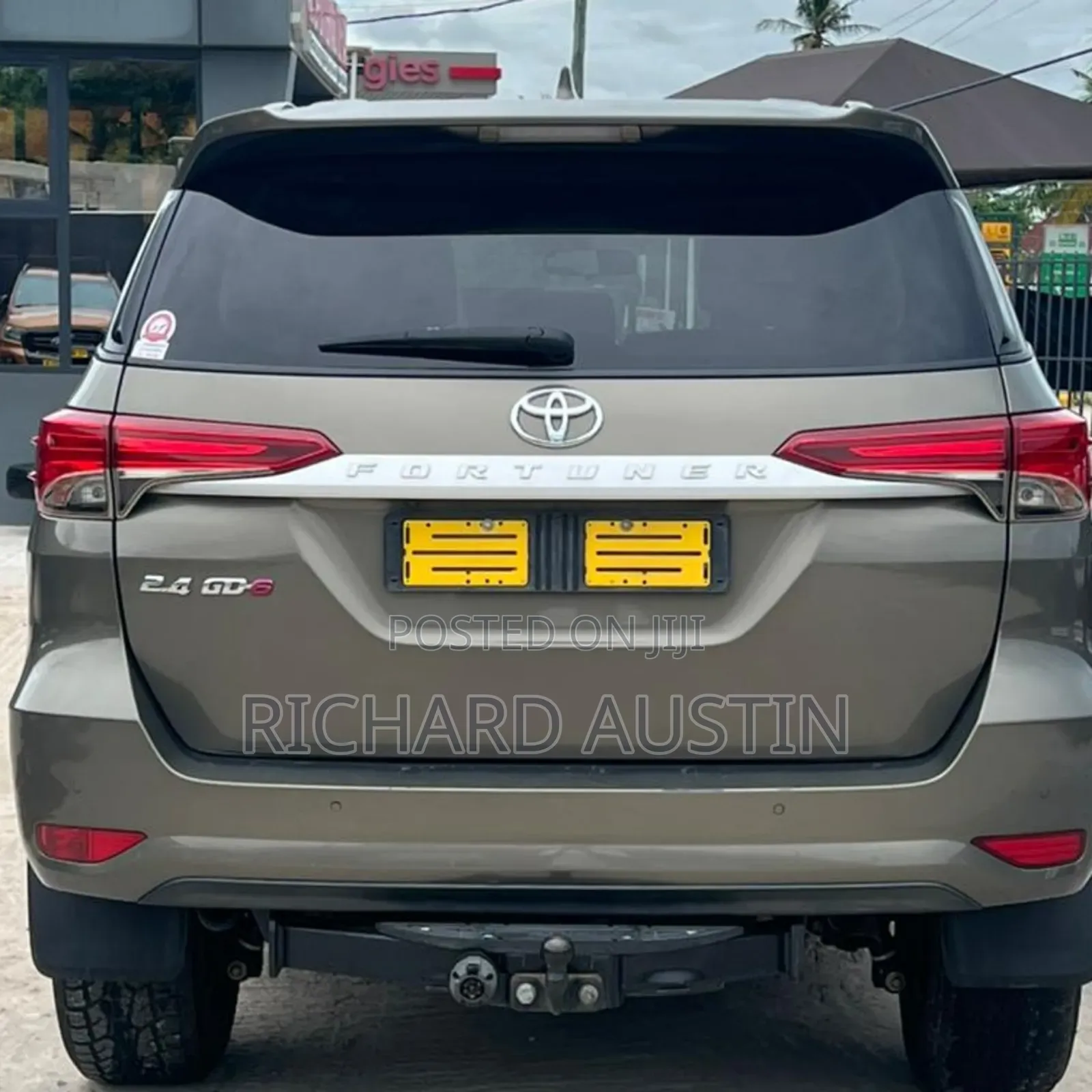 Toyota Fortuner 2021 Beige