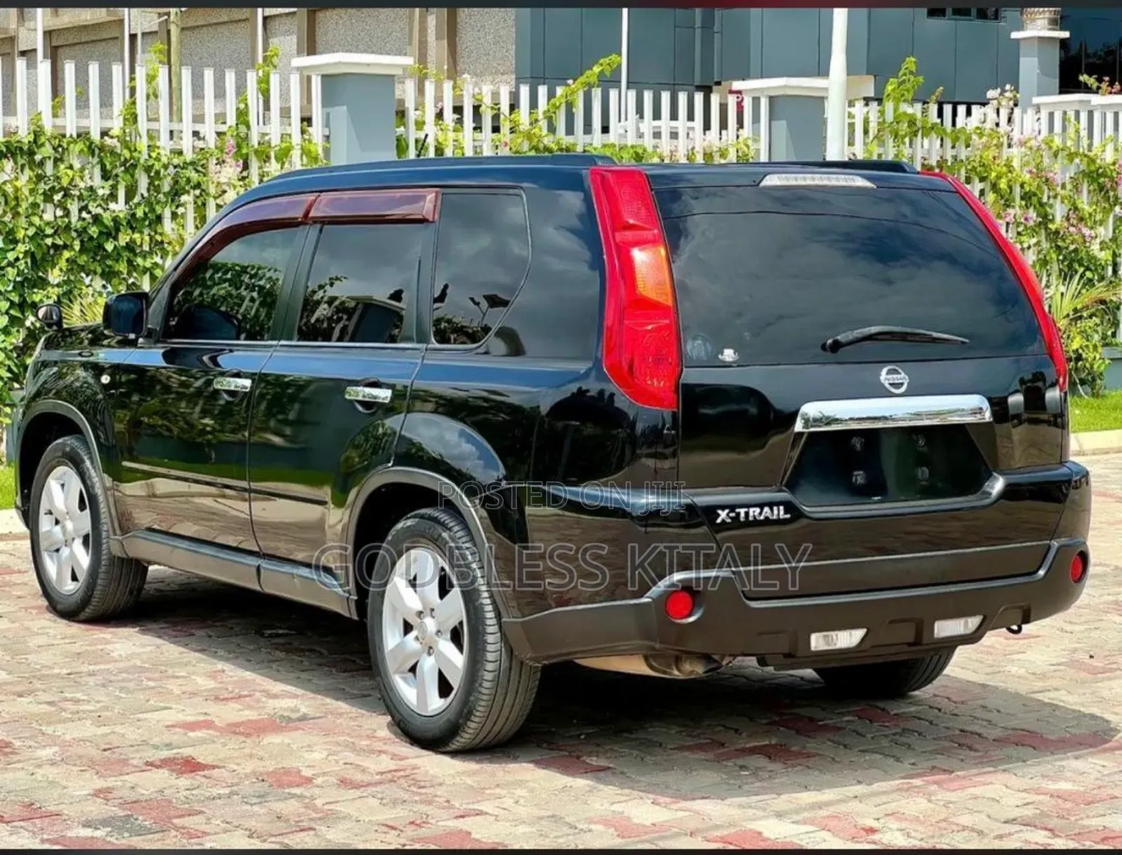 Nissan X-Trail 2.0 2008 Black