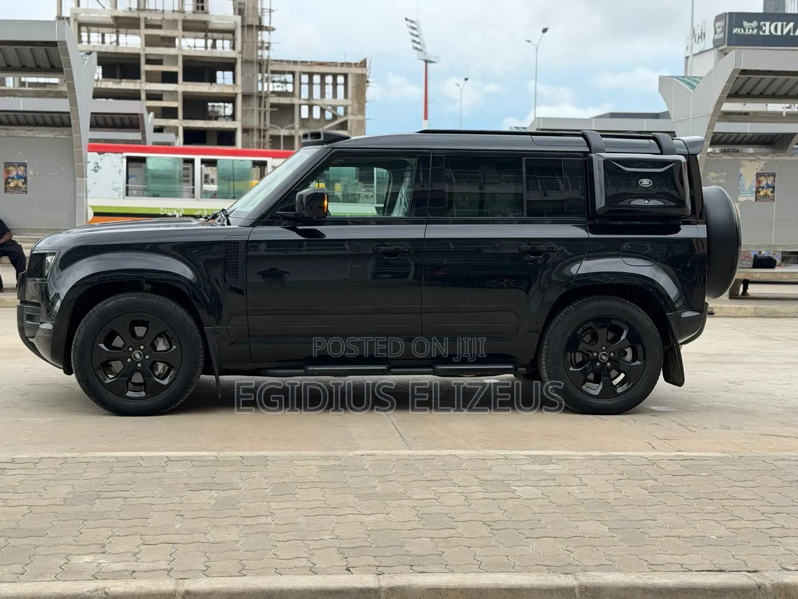 Land Rover Defender 2023 Black