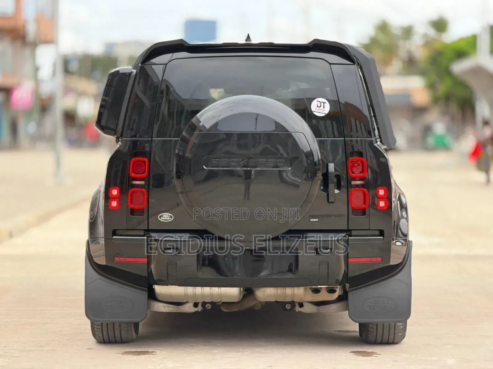 Land Rover Defender 2023 Black