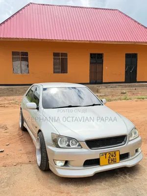 Toyota Altezza 2002 Silver