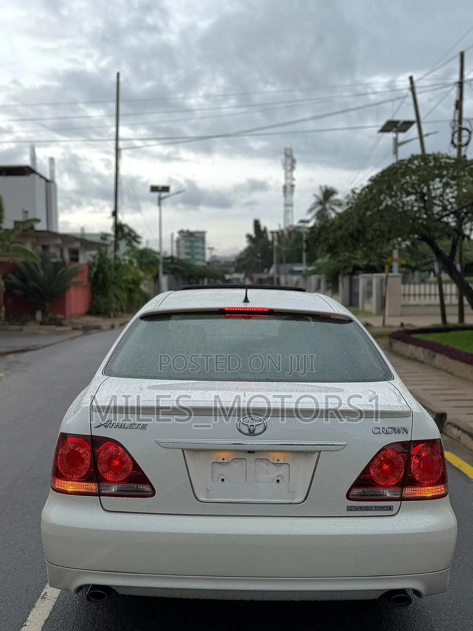 Toyota Crown 2006 White