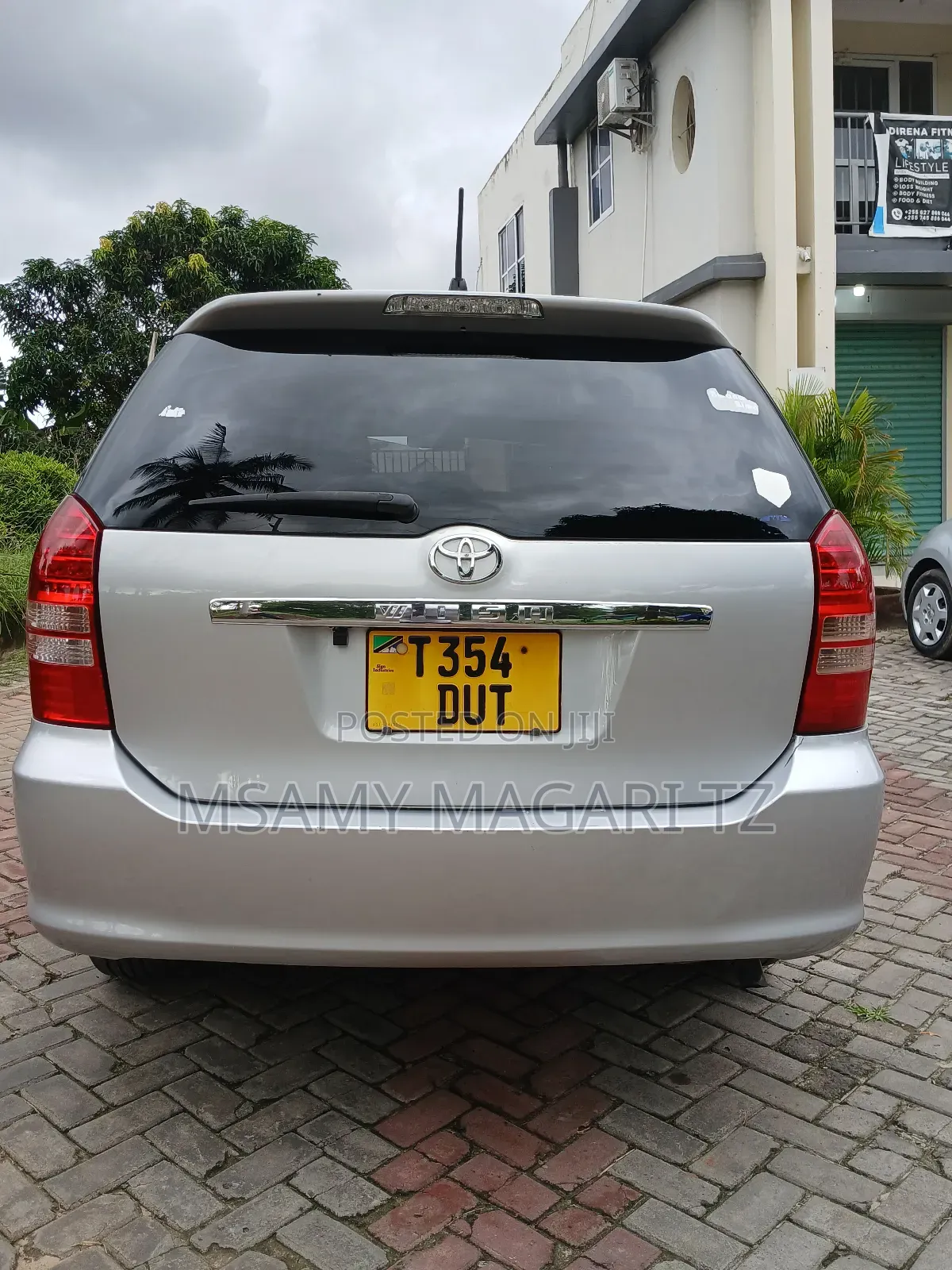 Toyota Wish 2004 Silver