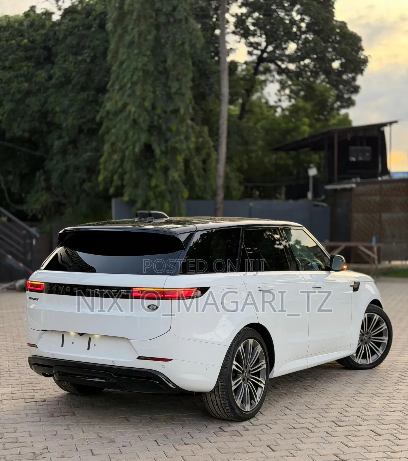 Land Rover Range Rover Sport 2023 White
