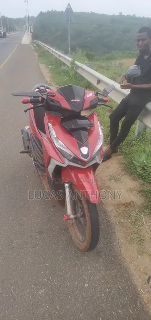 Honda 2017 Red