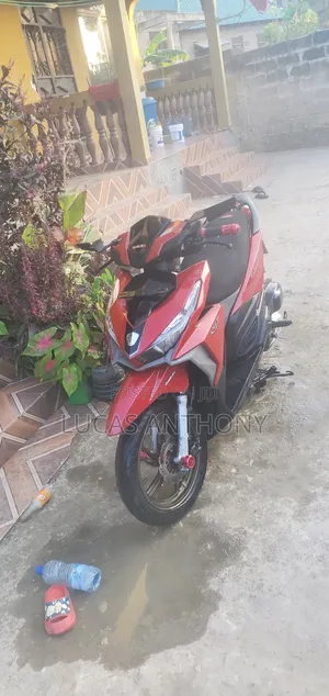 Honda 2017 Red