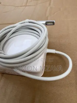 Magsafe 1 (L) 60w Charger Compatible With Macbook Pro and Air.Original