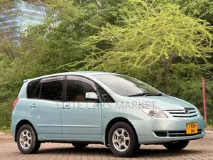 Toyota Corolla Spacio 2004 Blue