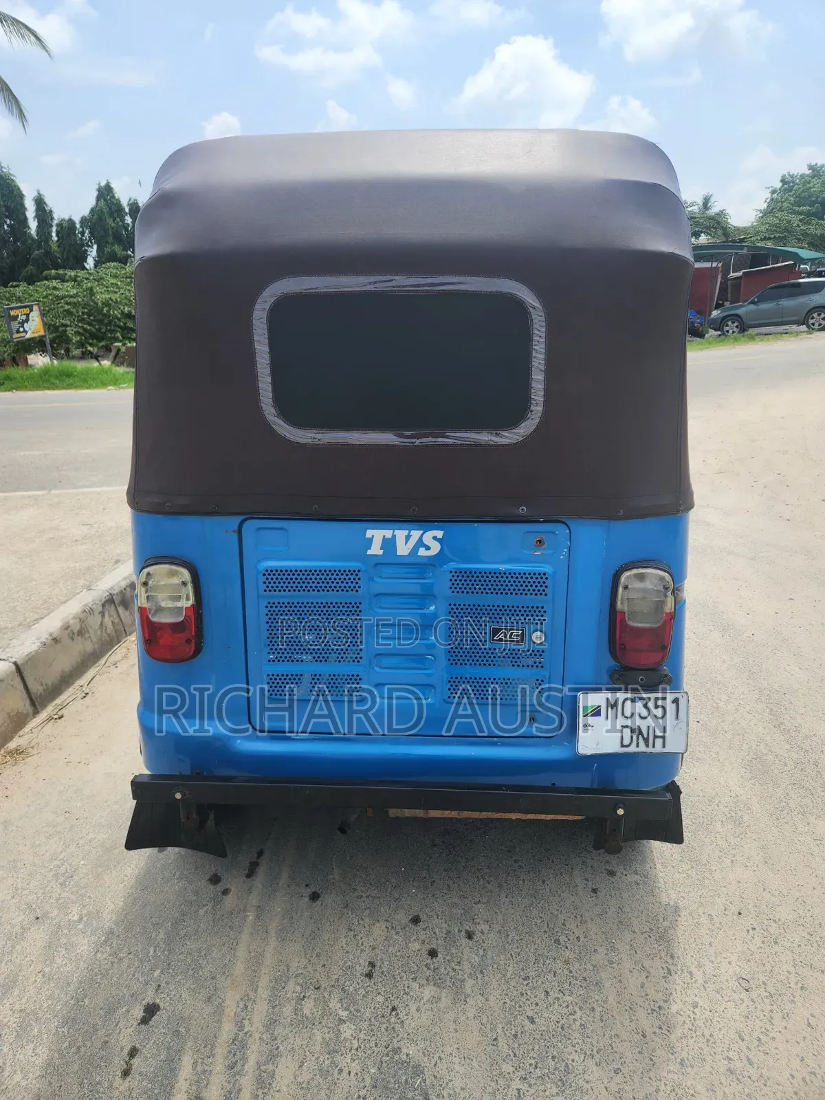 TVS 2018 Blue