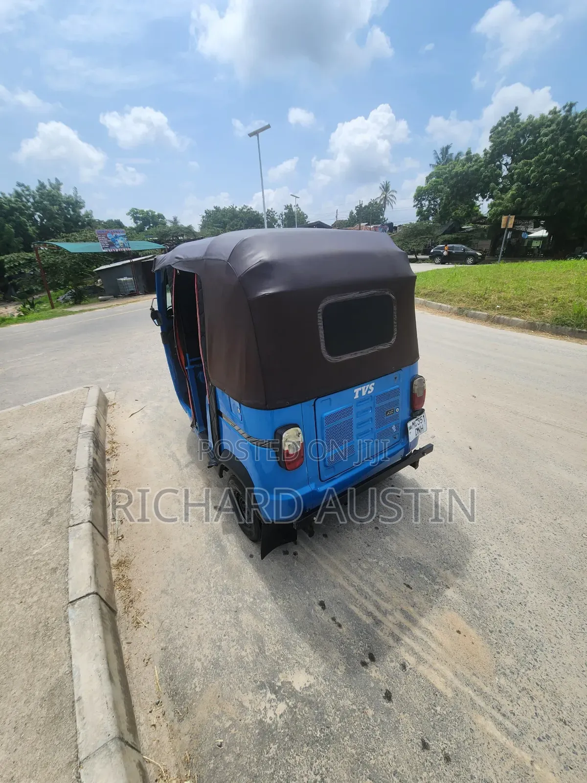 TVS 2018 Blue