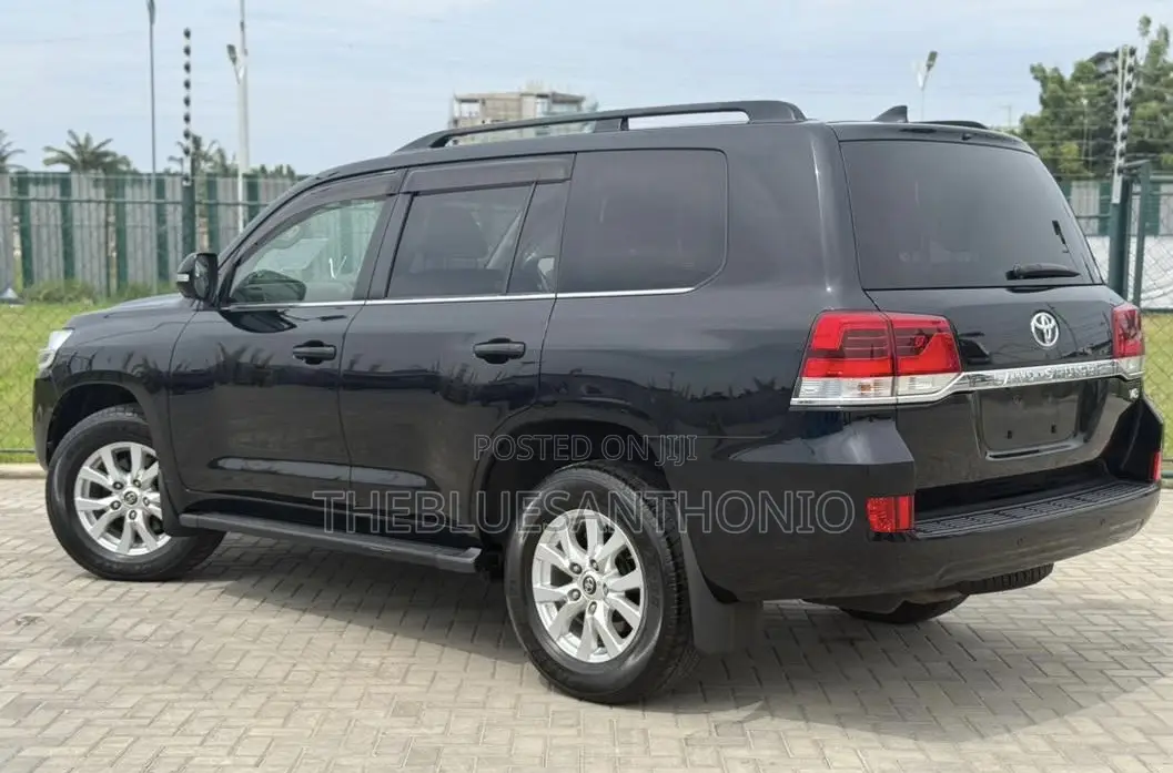 Toyota Land Cruiser 2018 Black