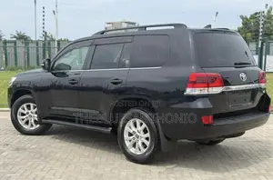 Toyota Land Cruiser 2018 Black