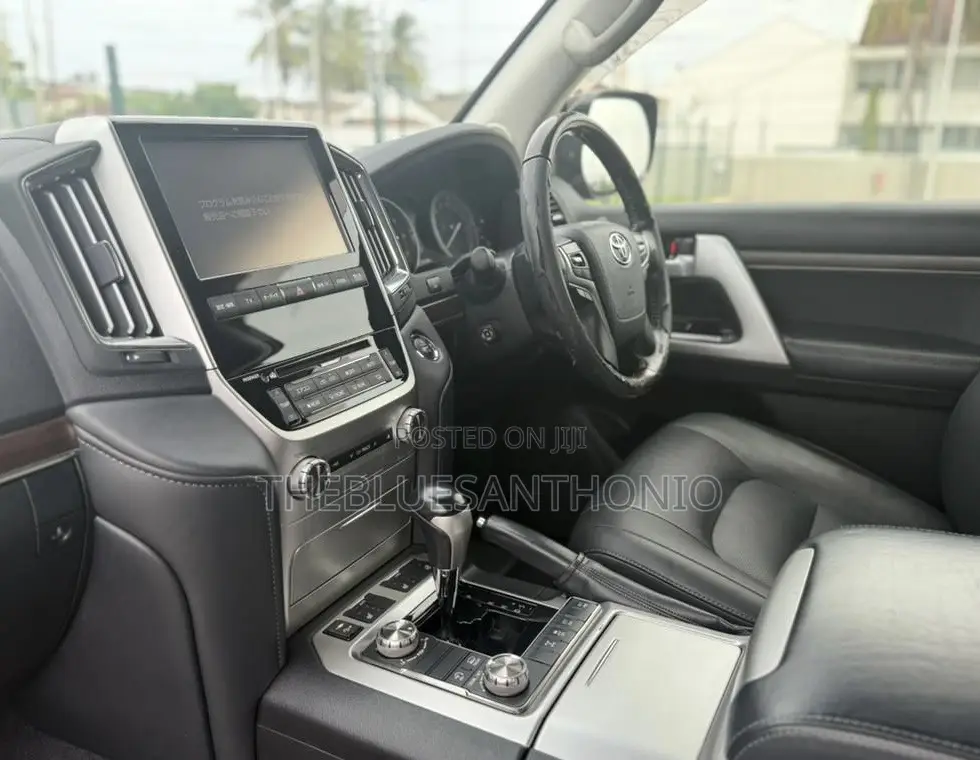 Toyota Land Cruiser 2018 Black