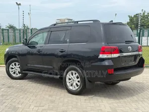 Toyota Land Cruiser 2018 Black