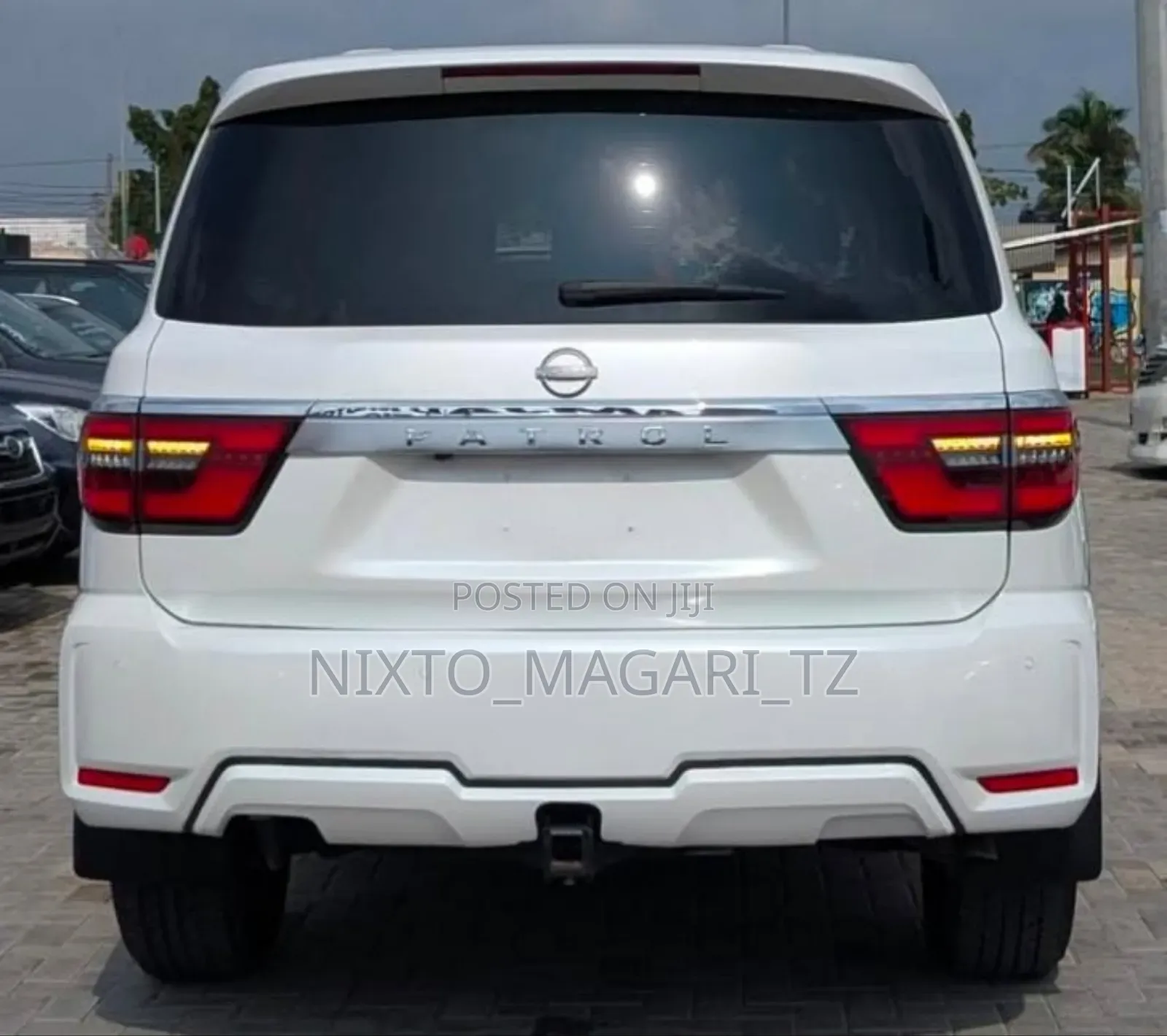 Nissan Patrol 2022 White