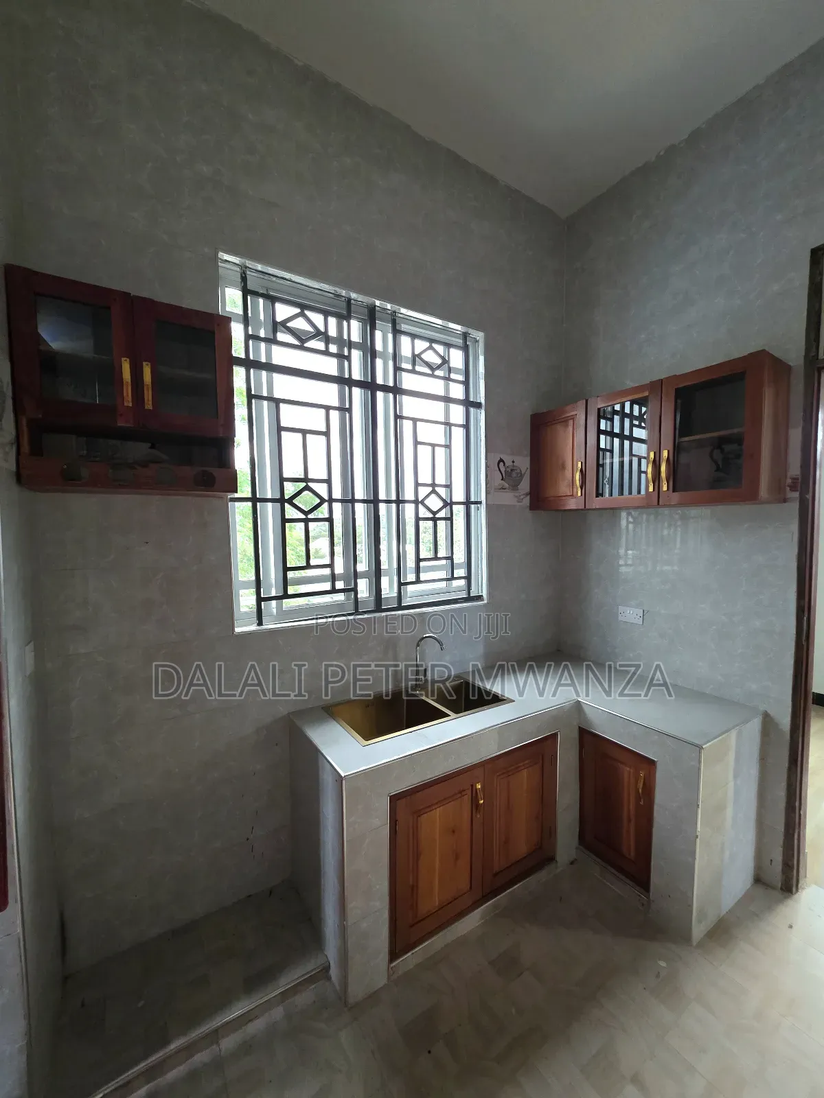 3bdrm Apartment in Buhongwa for rent