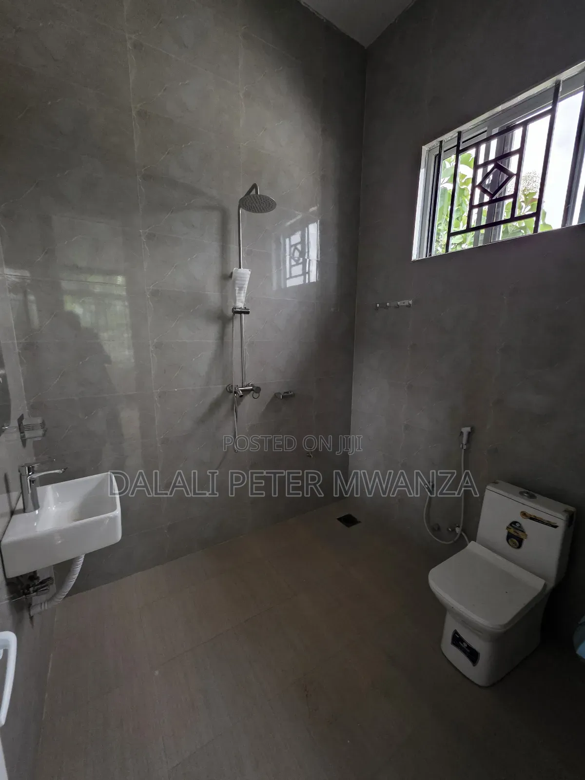 3bdrm Apartment in Buhongwa for rent