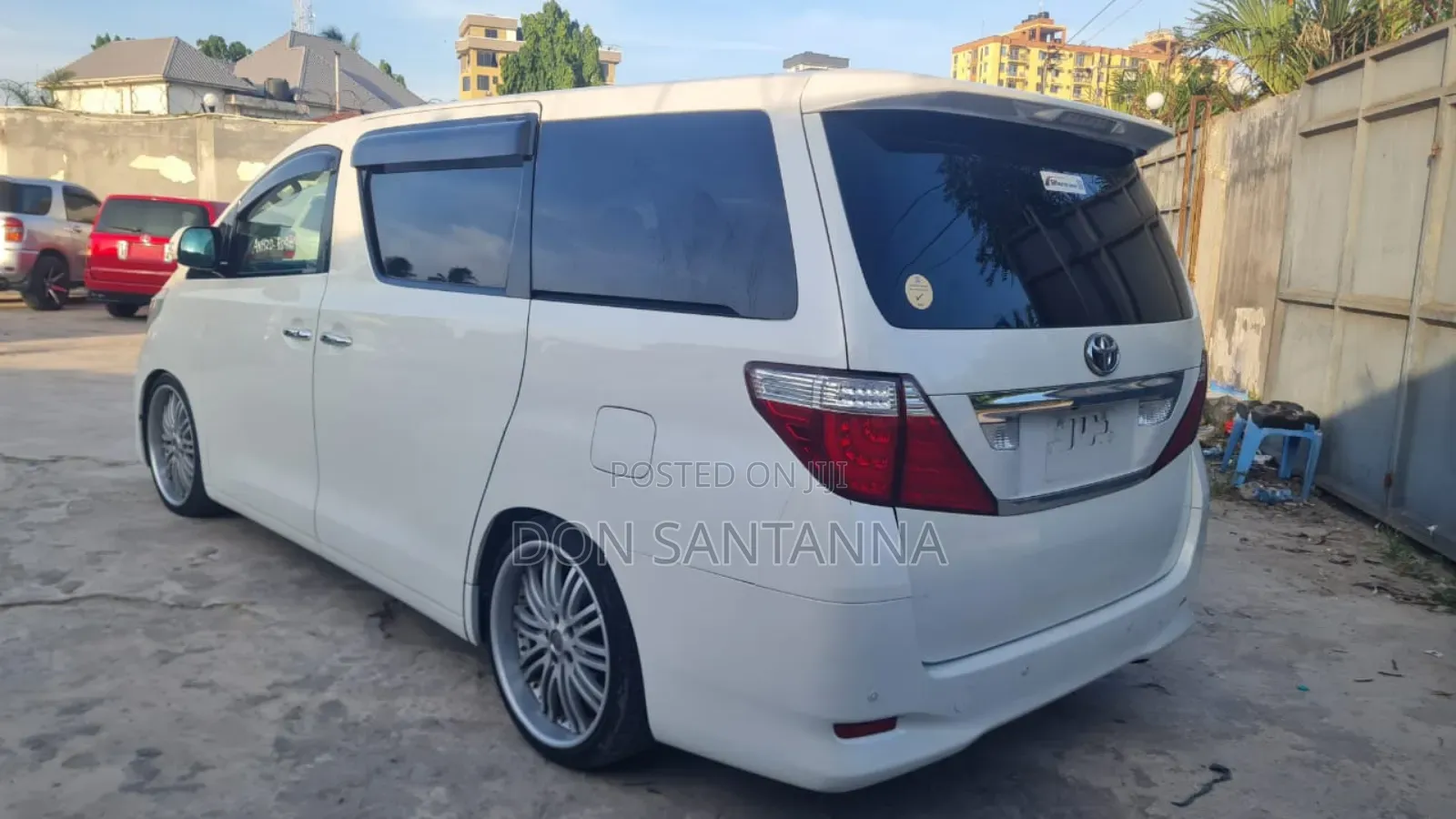 Toyota Alphard 2010 White