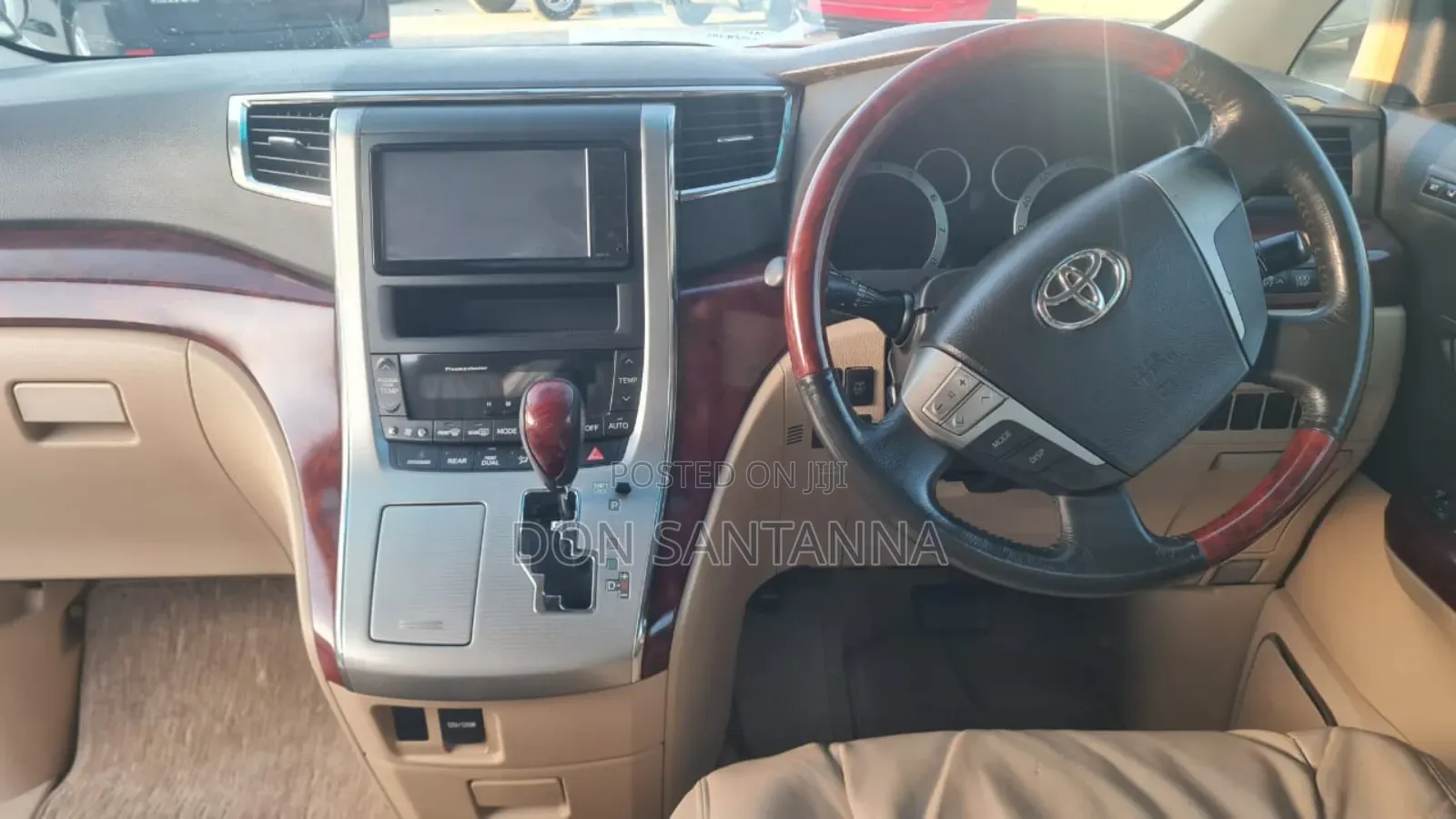 Toyota Alphard 2010 White
