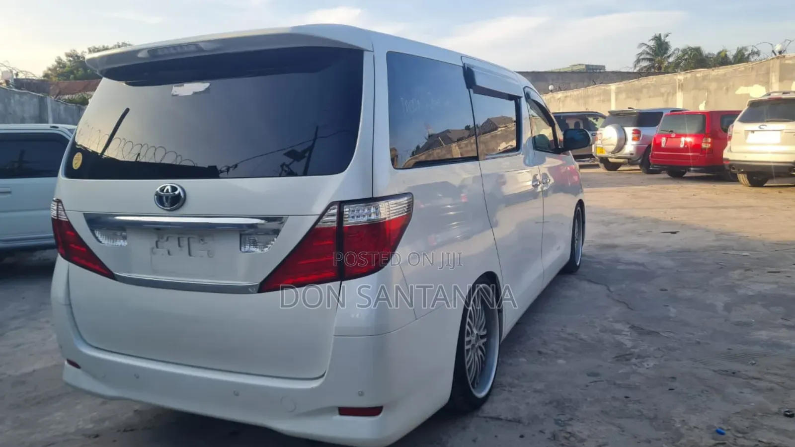 Toyota Alphard 2010 White