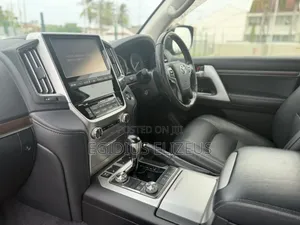 Toyota Land Cruiser 2017 Black