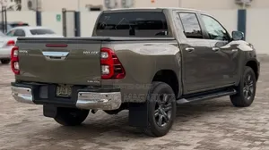 Toyota Hilux 2023