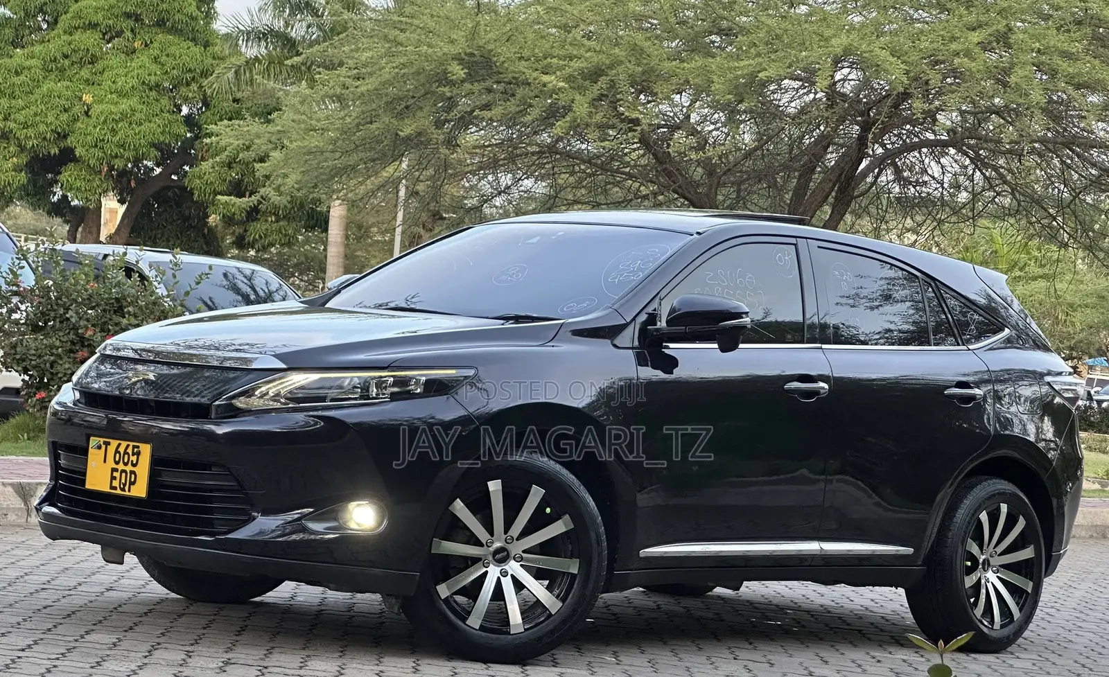 Toyota Harrier 2016 Black