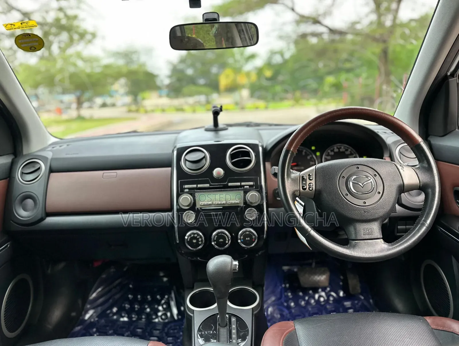 Mazda Verisa 2006