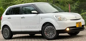 Mazda Verisa 2006