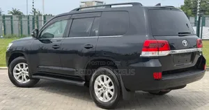 Toyota Land Cruiser 2017 Black