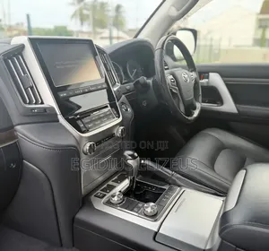 Toyota Land Cruiser 2017 Black