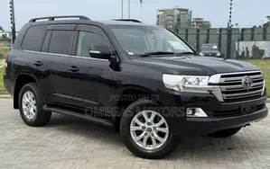 Toyota Land Cruiser 4.6 V8 GXR 2017 Black