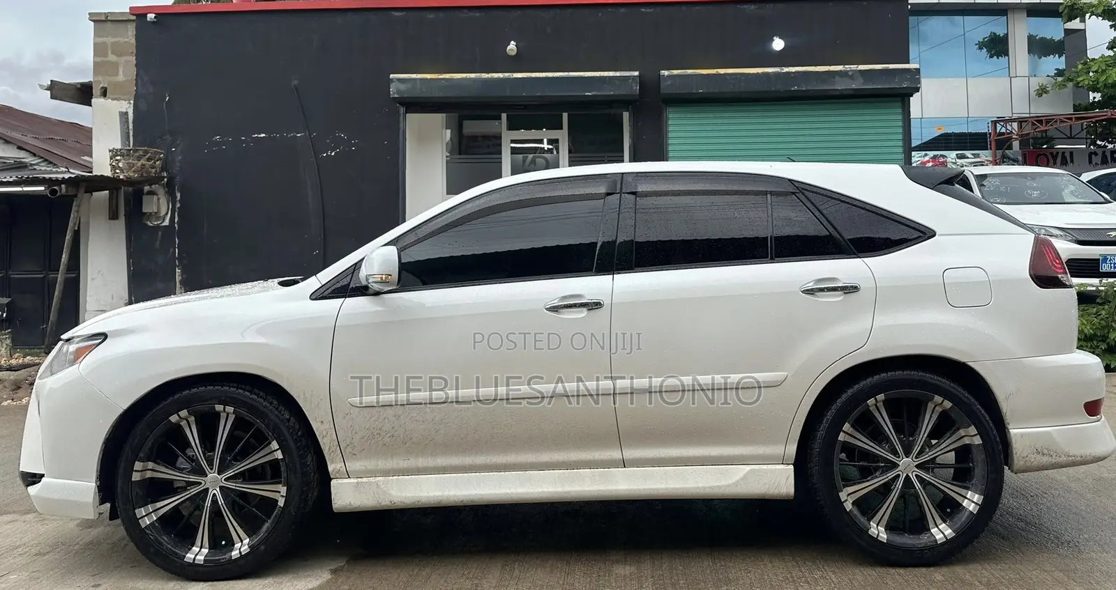 Lexus LX 570 2009 White
