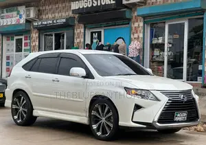Lexus LX 570 2009 White