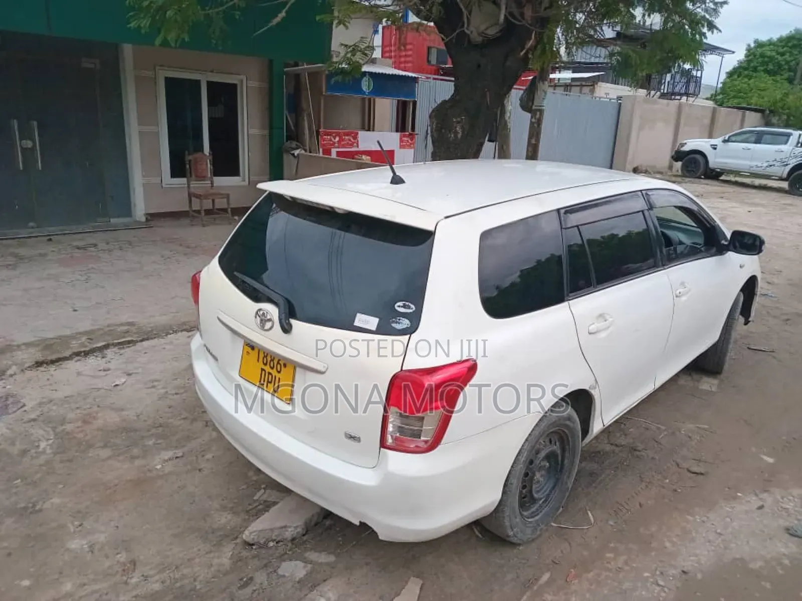 Toyota Corolla Fielder 2004 White