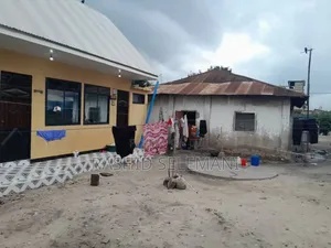 11bdrm House in House No 22, Temeke for sale