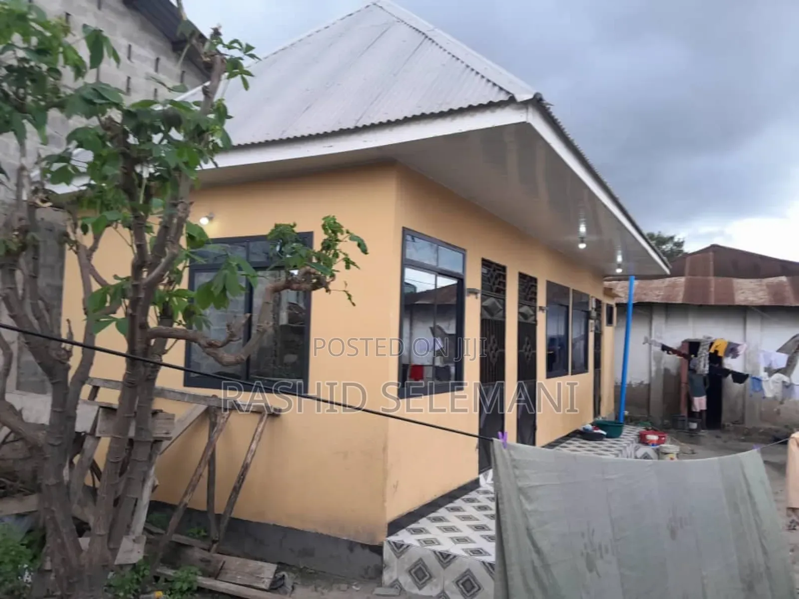 11bdrm House in House No 22, Temeke for sale