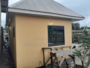 11bdrm House in House No 22, Temeke for sale