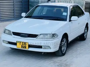 Toyota Carina 2001 White