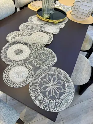 Table Runner  