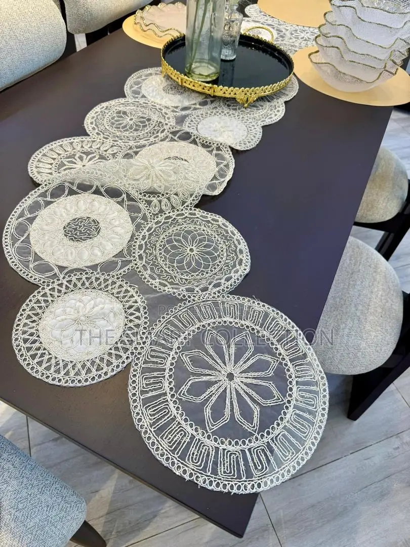 Table Runner  
