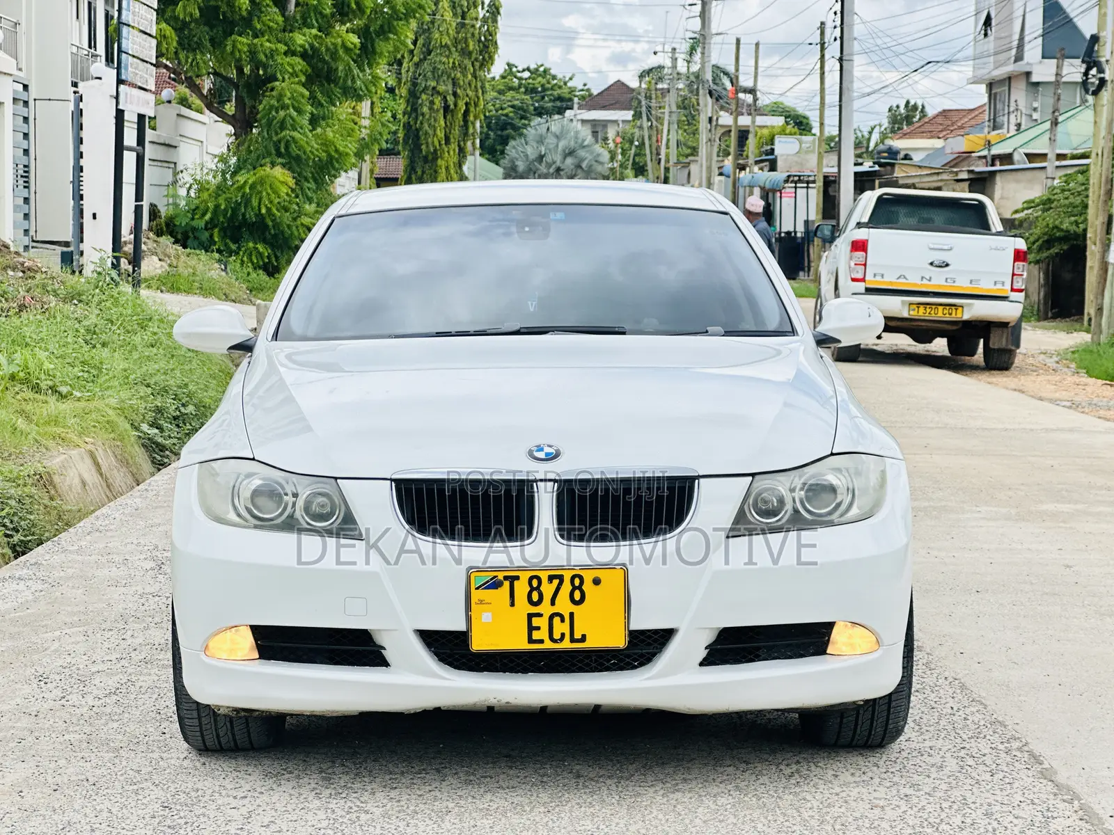 BMW 3 Series 316i RWD 2010 White