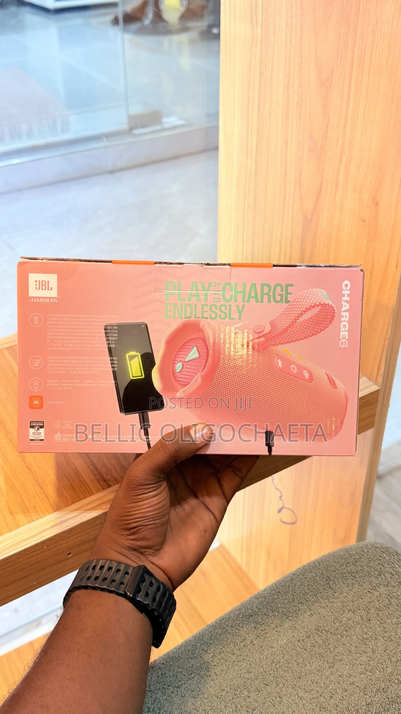 JBL Charge 6