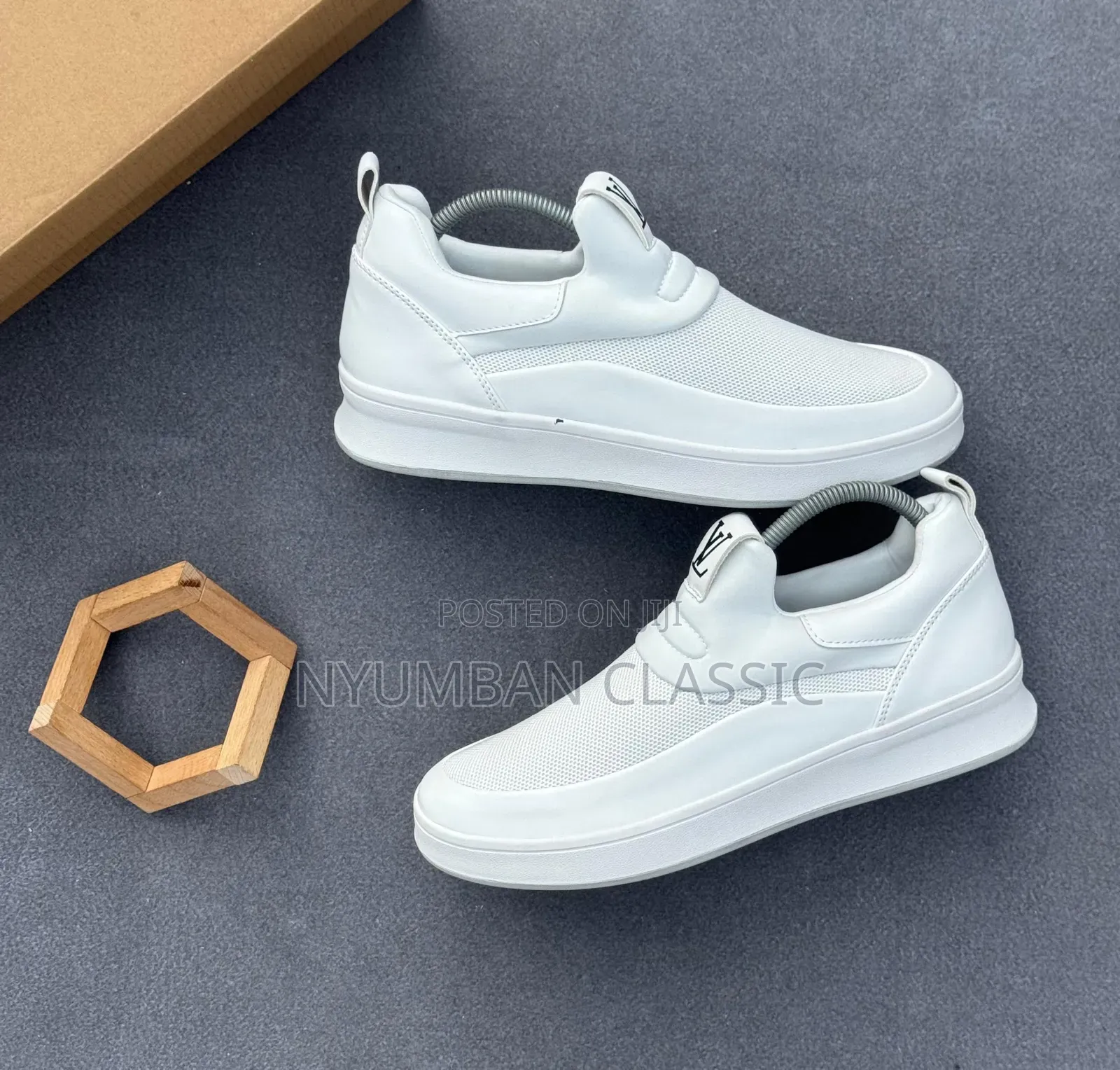 Louis Vuitton Sneakers Shoes
