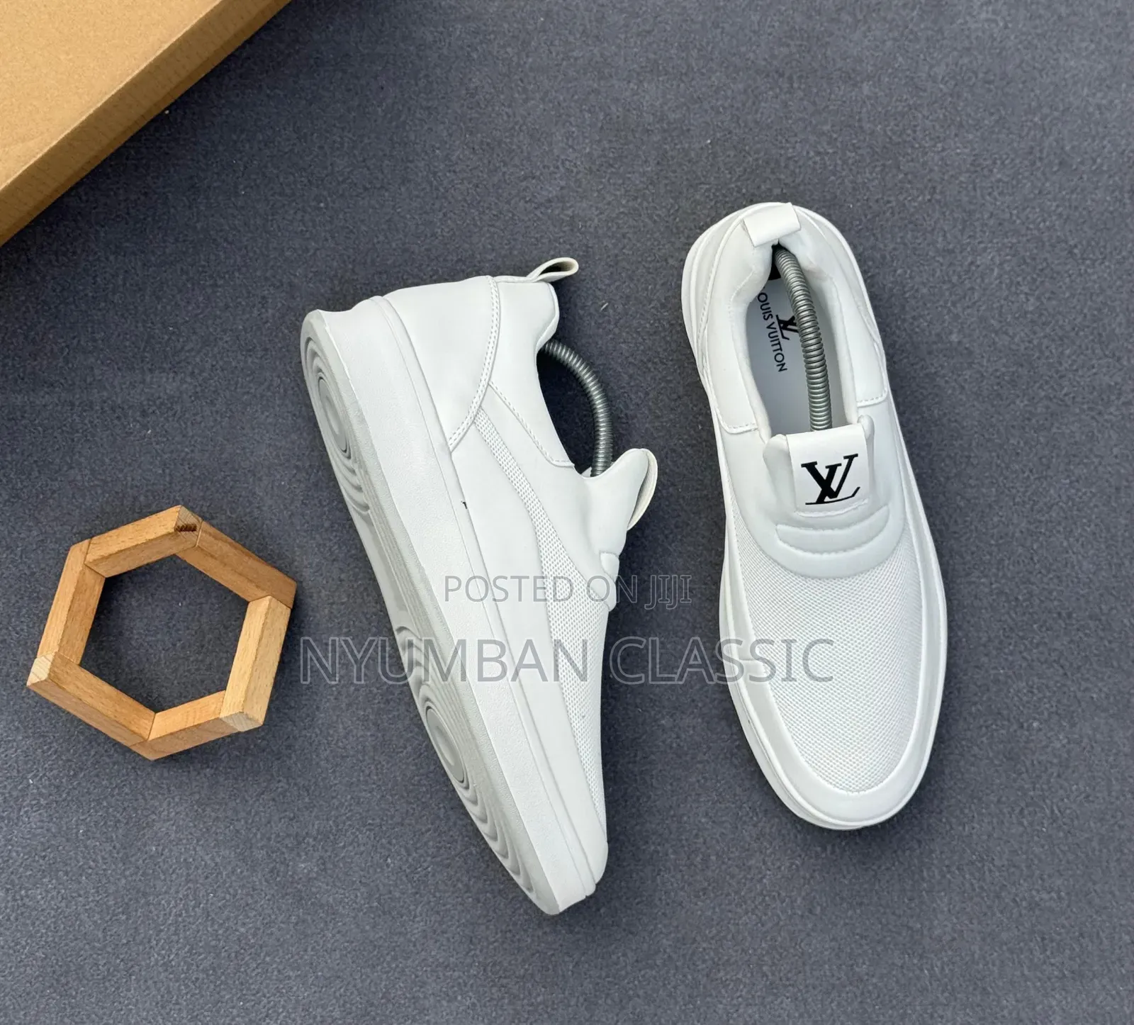 Louis Vuitton Sneakers Shoes