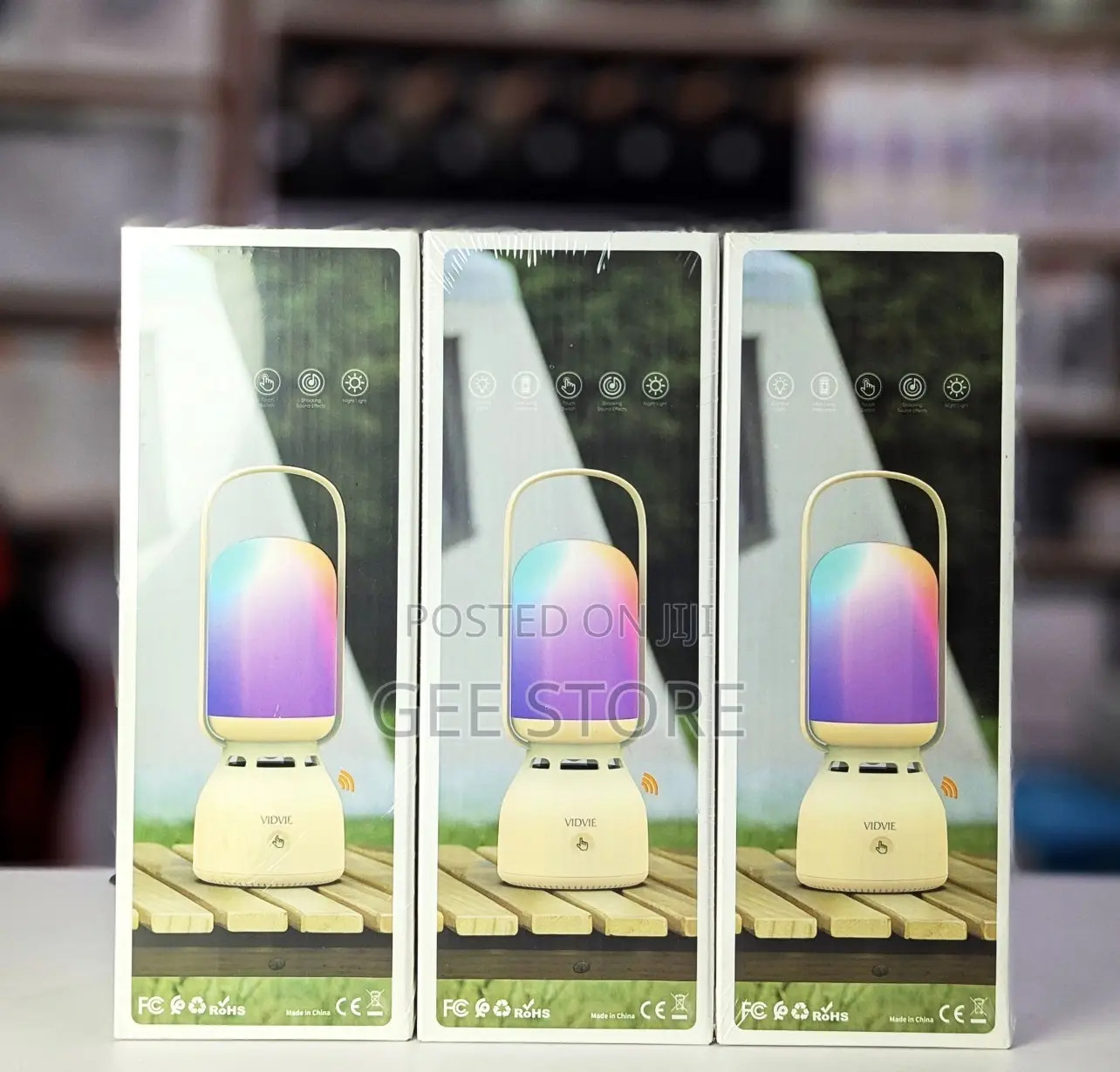 Vidvie Speaker and Light