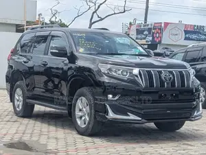 Toyota Land Cruiser Prado 4.0 Petrol TX 2022 Black