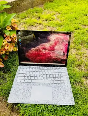 Microsoft Surface Laptop 2
