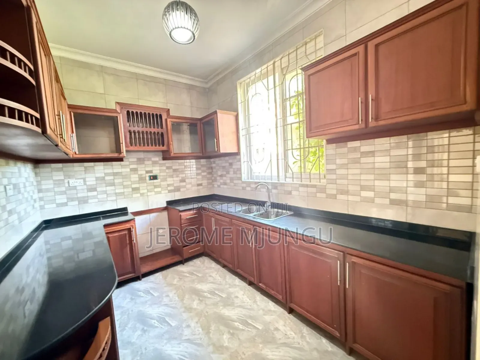 4bdrm Apartment in Kunduchi for rent