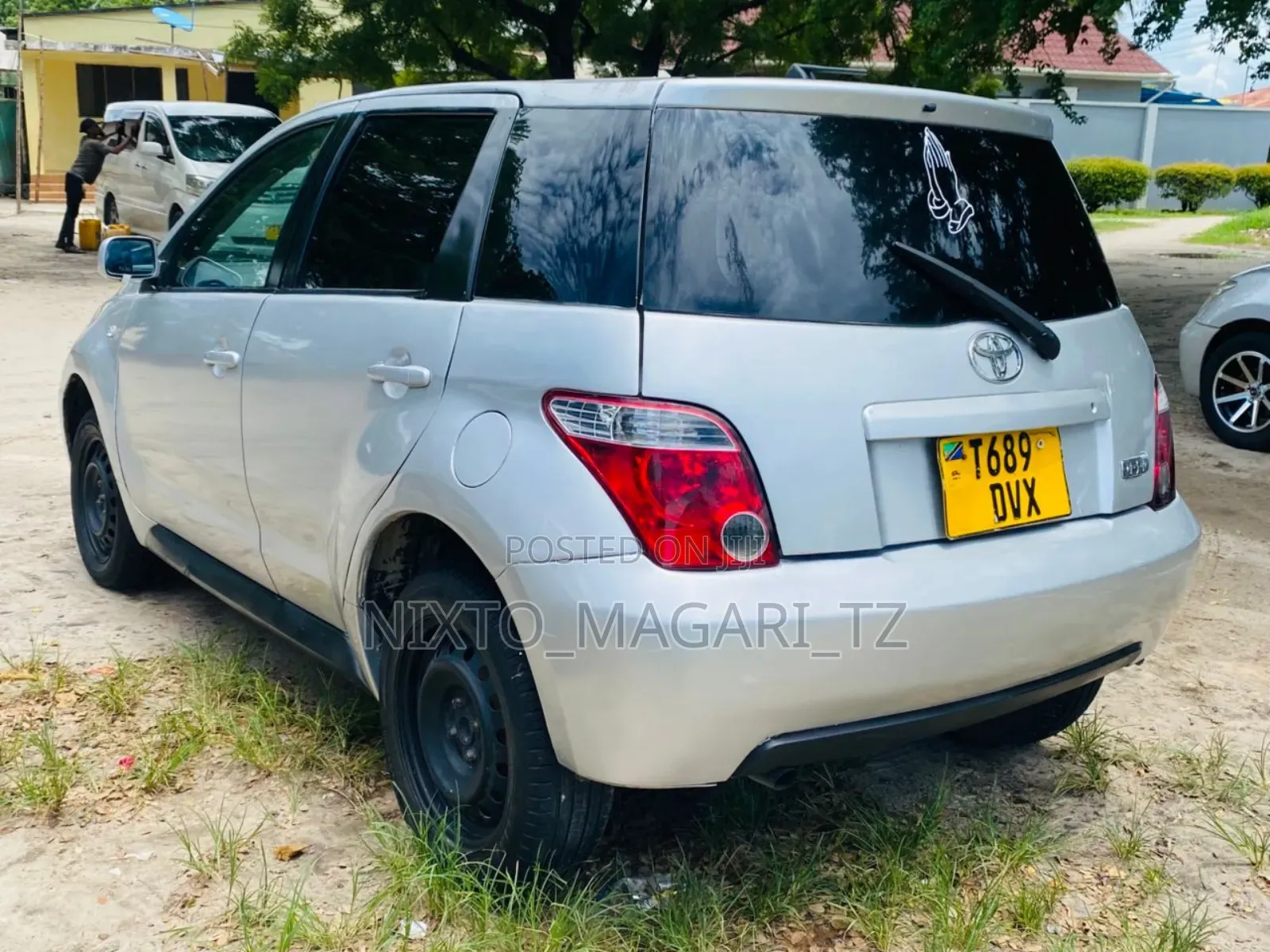 Toyota IST 2005 Silver